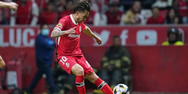 Jesus từng vượt qua rất nhiều thương vụ chuyển nhượng giá trị trong nước