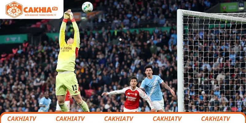 Kepa mắc sai lầm khiến Arsenal thua Man City Carabao Cup 2026